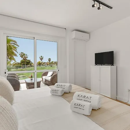 别墅 Karat Caleta Golf Views *